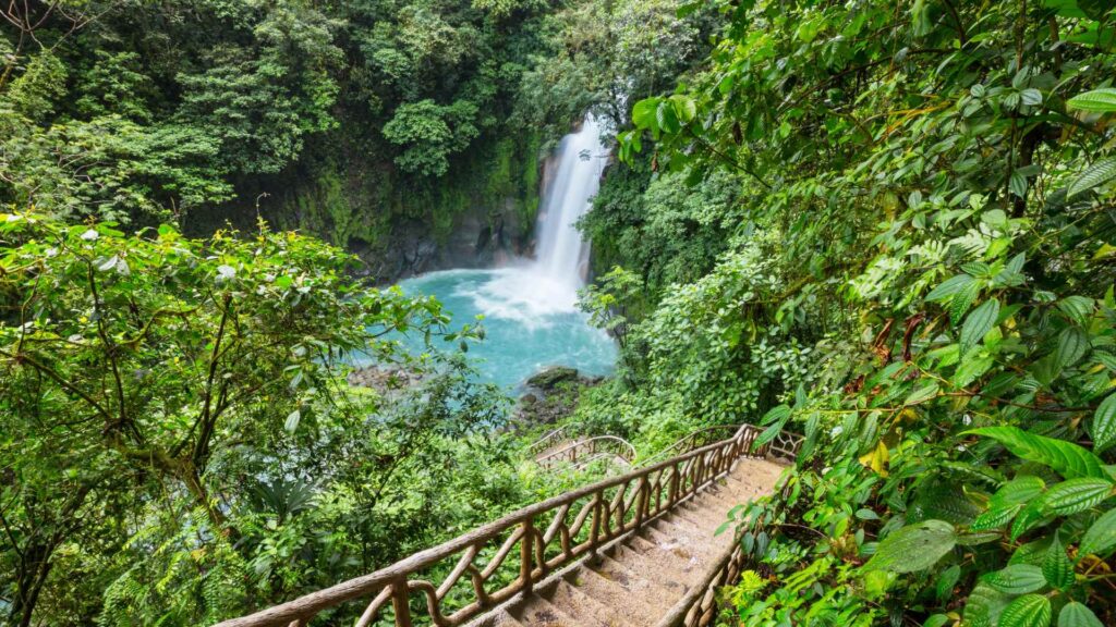 fun facts about Costa Rica