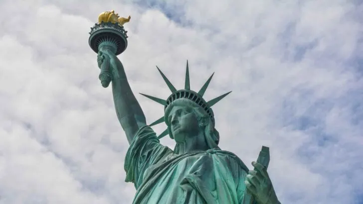 New York City scenery representing the home of the Macy’s Thanksgiving Day Parade