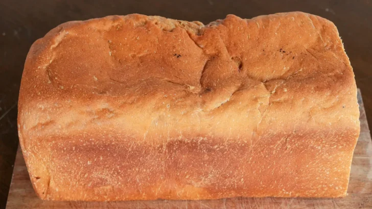 Freshly baked bread representing the hearty baked foods served with Bavarian meals