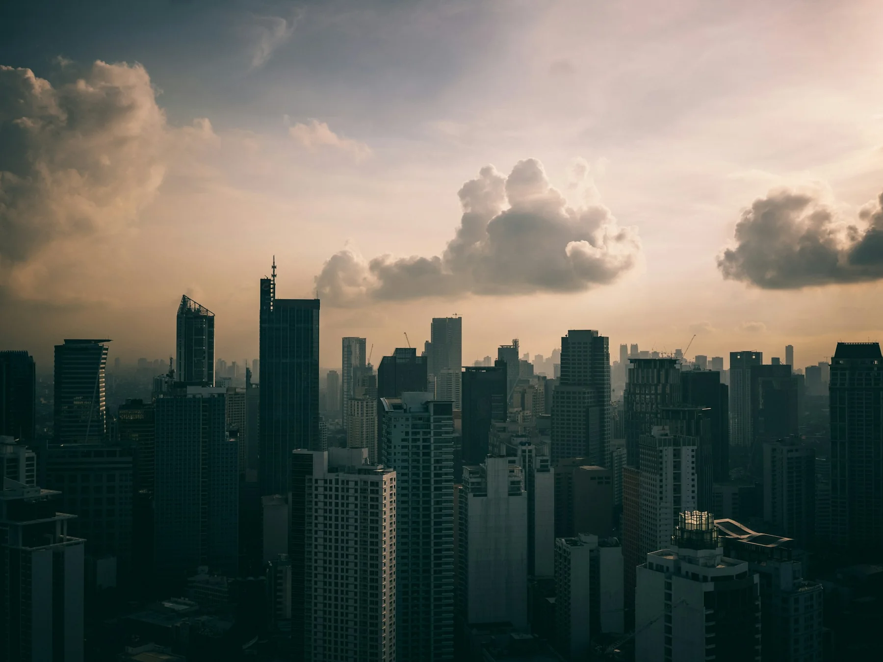 Manila skyline at sunset